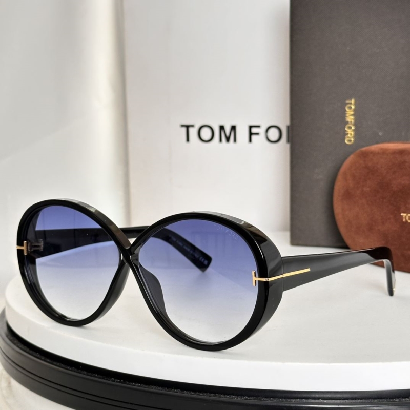 TOM FORD